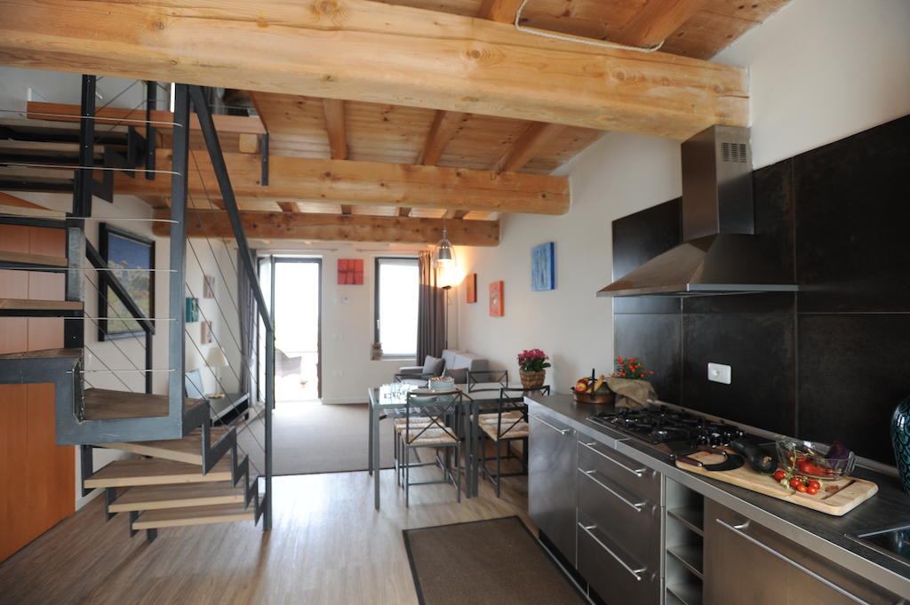 Monte Maino Bed & Breakfast Desenzano del Garda Quarto foto